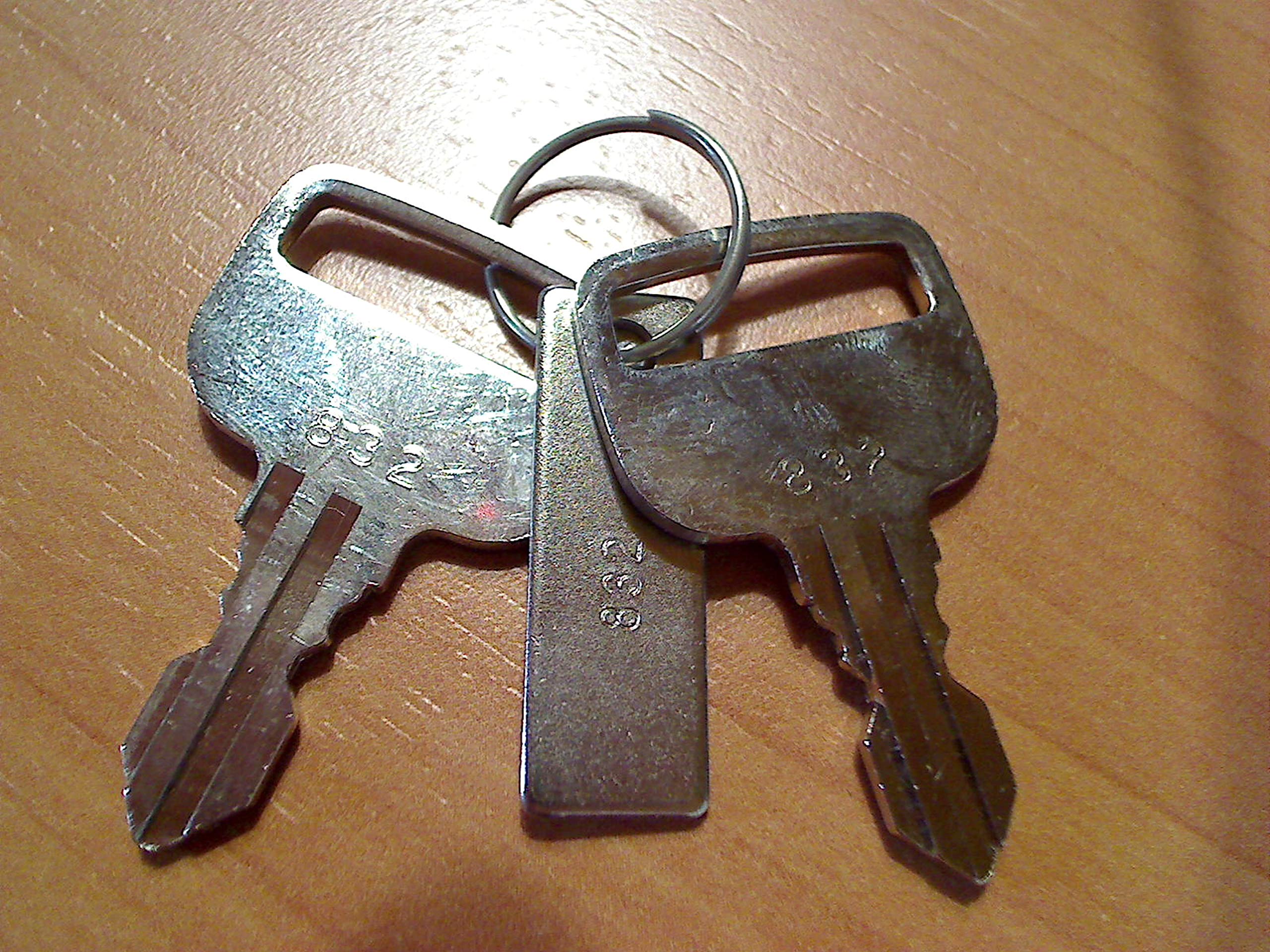 New Mercury Mercruiser Quicksilver Oem Part # 87-897716832 Key Set-832