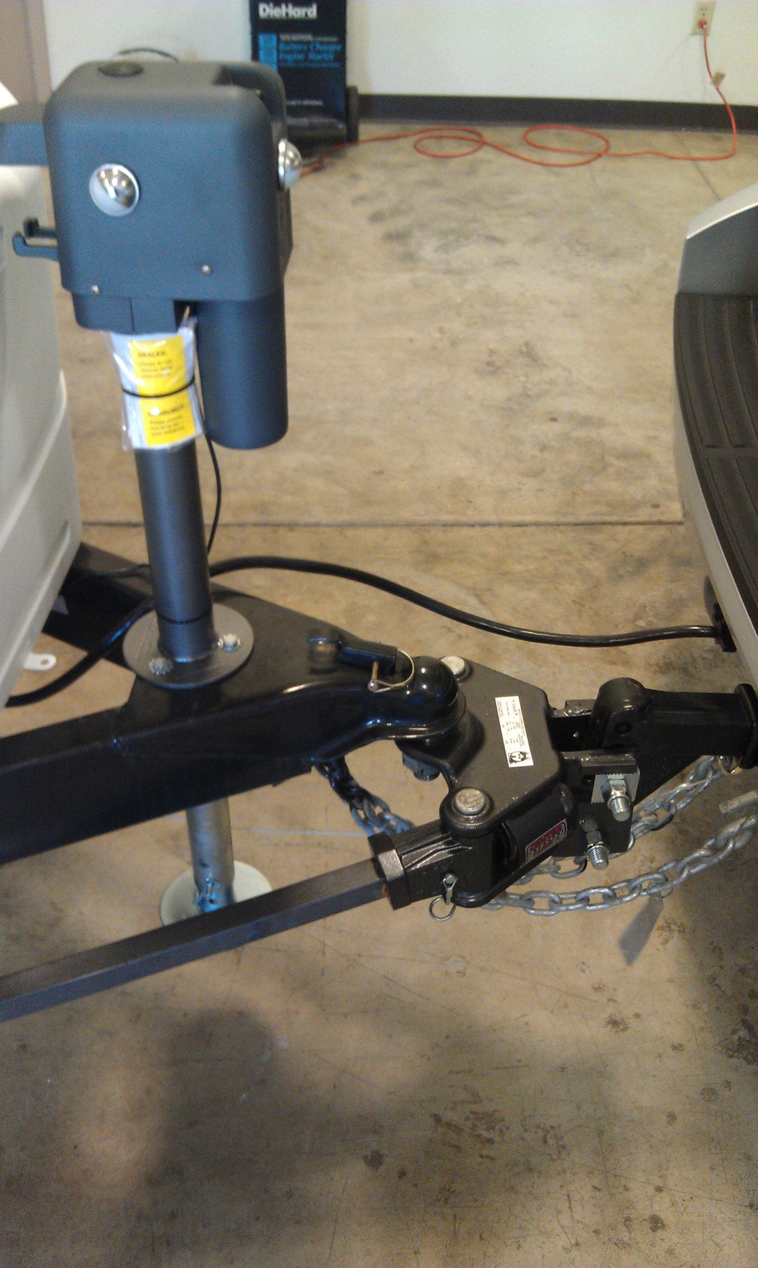 Husky Hb4500 4500 Lbs. Brute Power Jack, Hammer Gray Finish