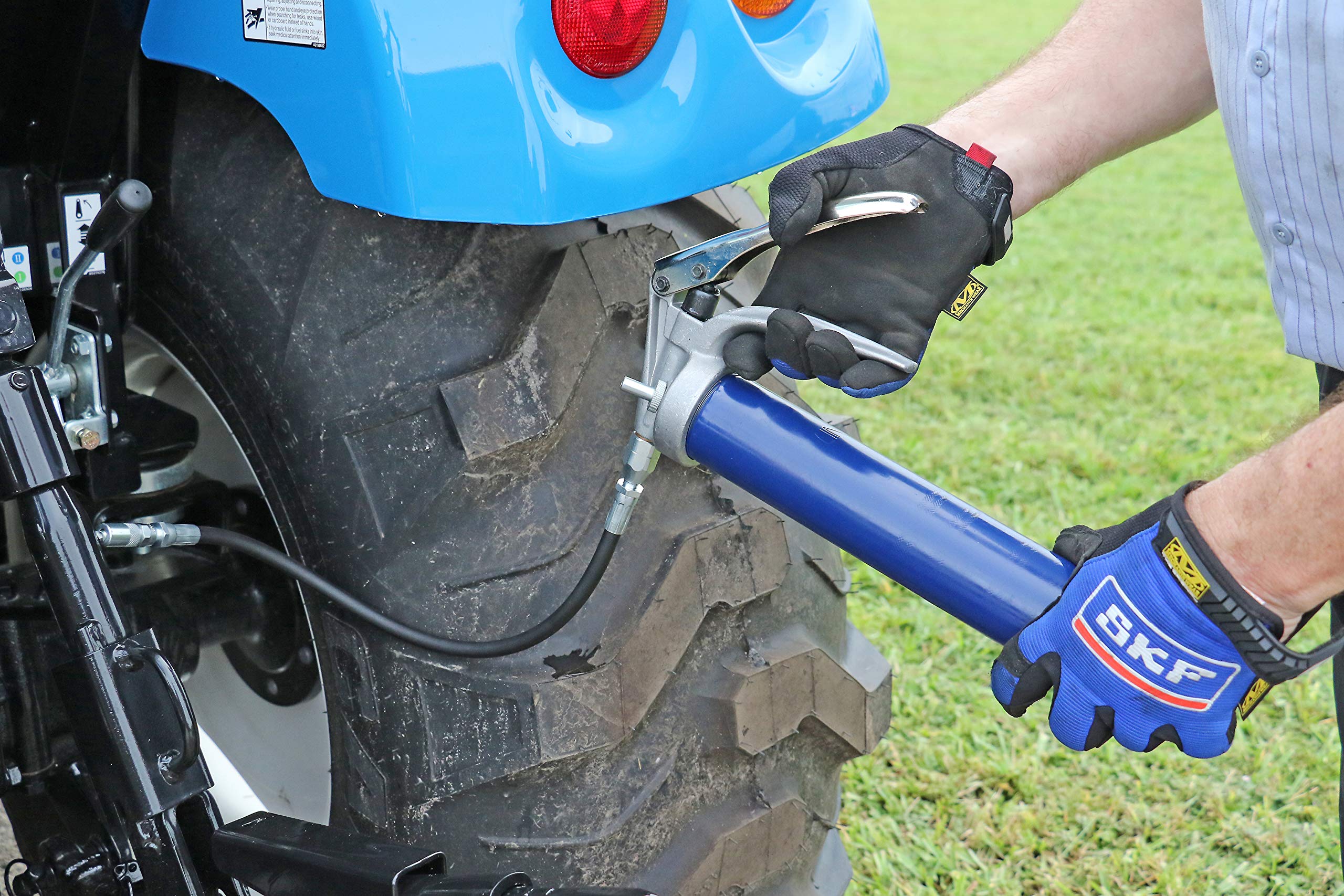 Lincoln 1134 Pistol Grip Grease Gun with 18 Whip Flex Hose and Coupler, 6 Rigid Extension, 7,500 PSI, Premium Dual Lip Follo