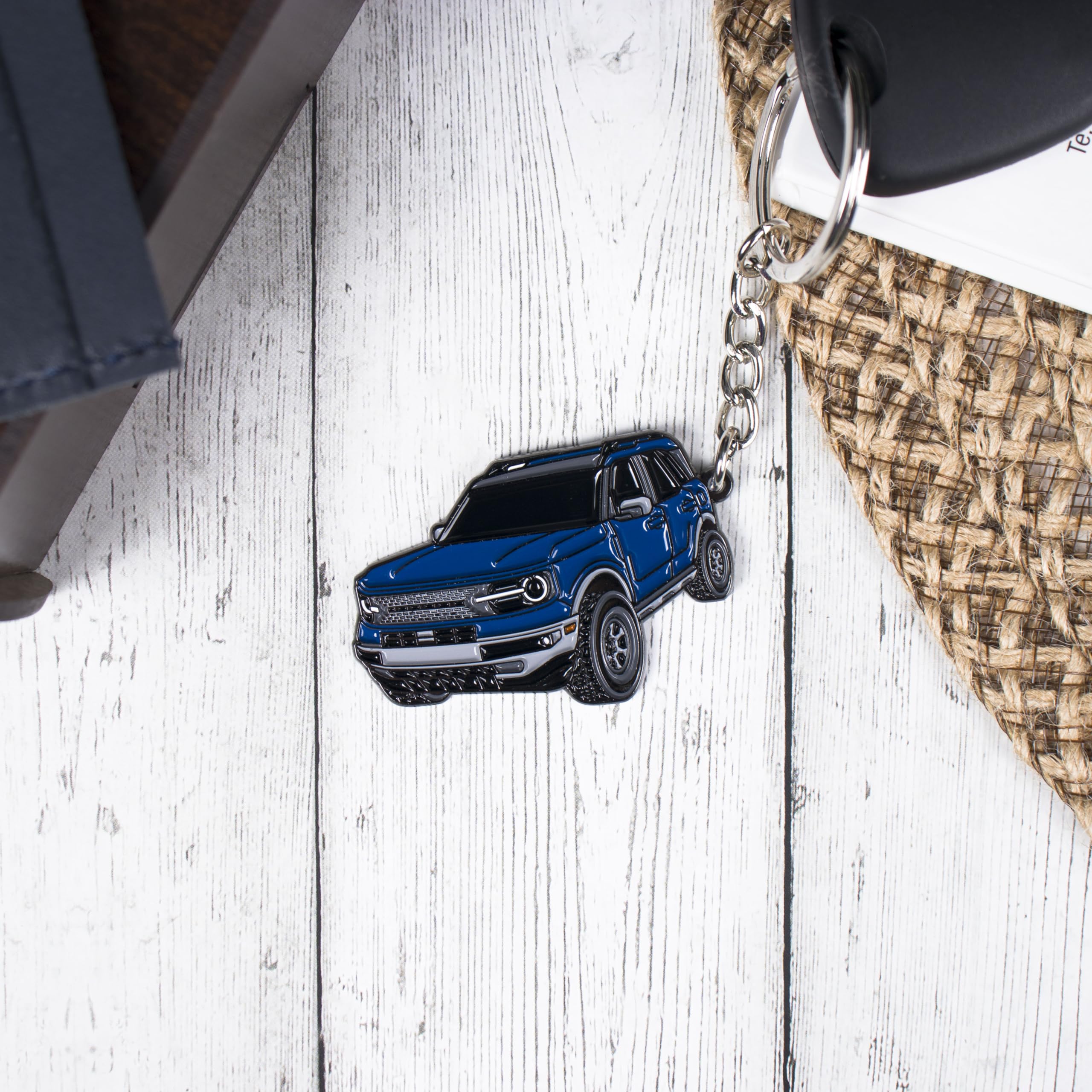 Four Wheel Beast Bronco Sport Keychain Compatible With Ford Bronco Accessories 2023 2024 4 Door Key Chain Fob Gift (Blue)