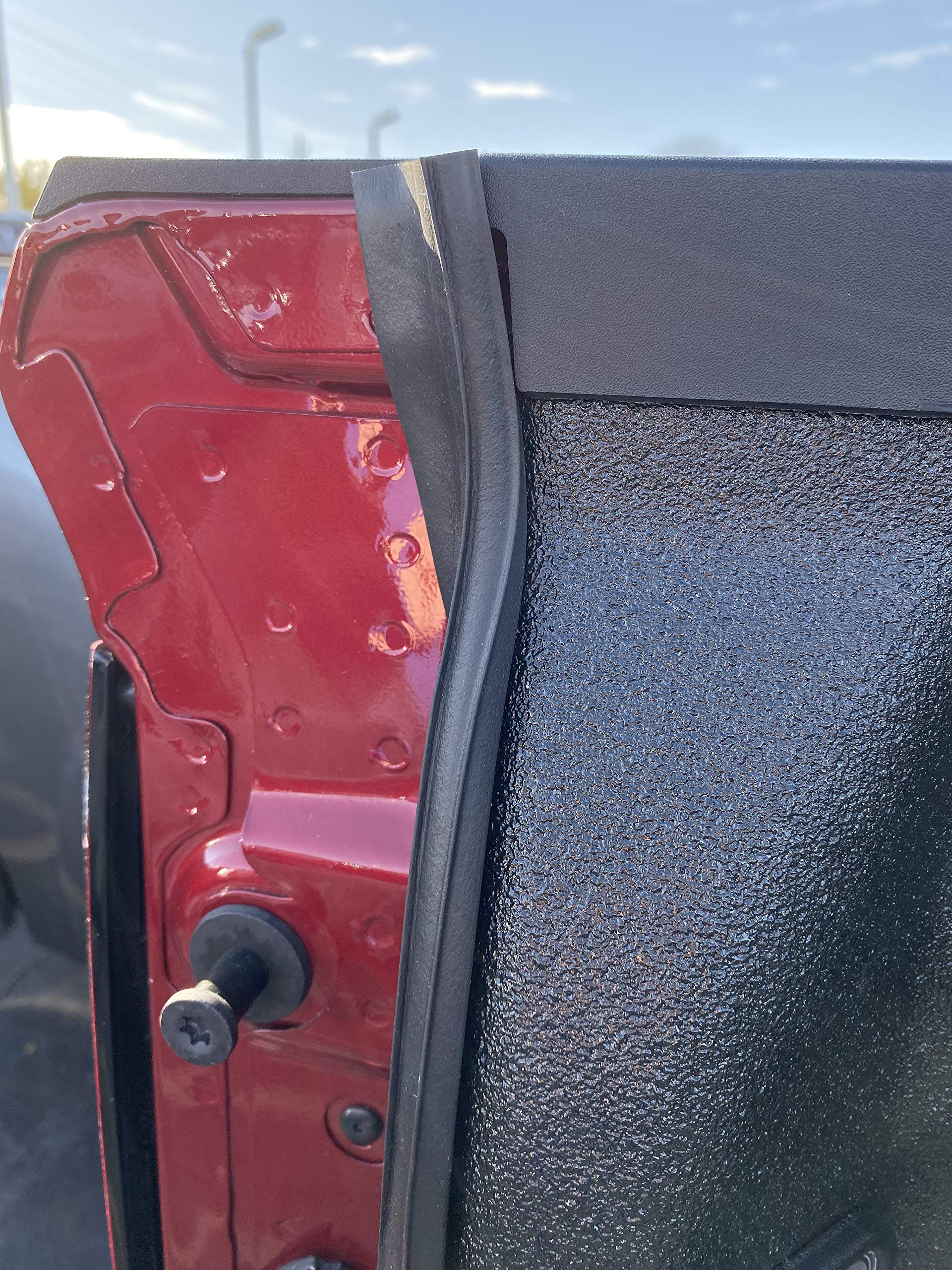 ESI Ultimate Tailgate Seal with Taper Seal for GMC Sierra with MultiPro Tailgate and Chevrolet Silverado with Multi-Flex Tailgate