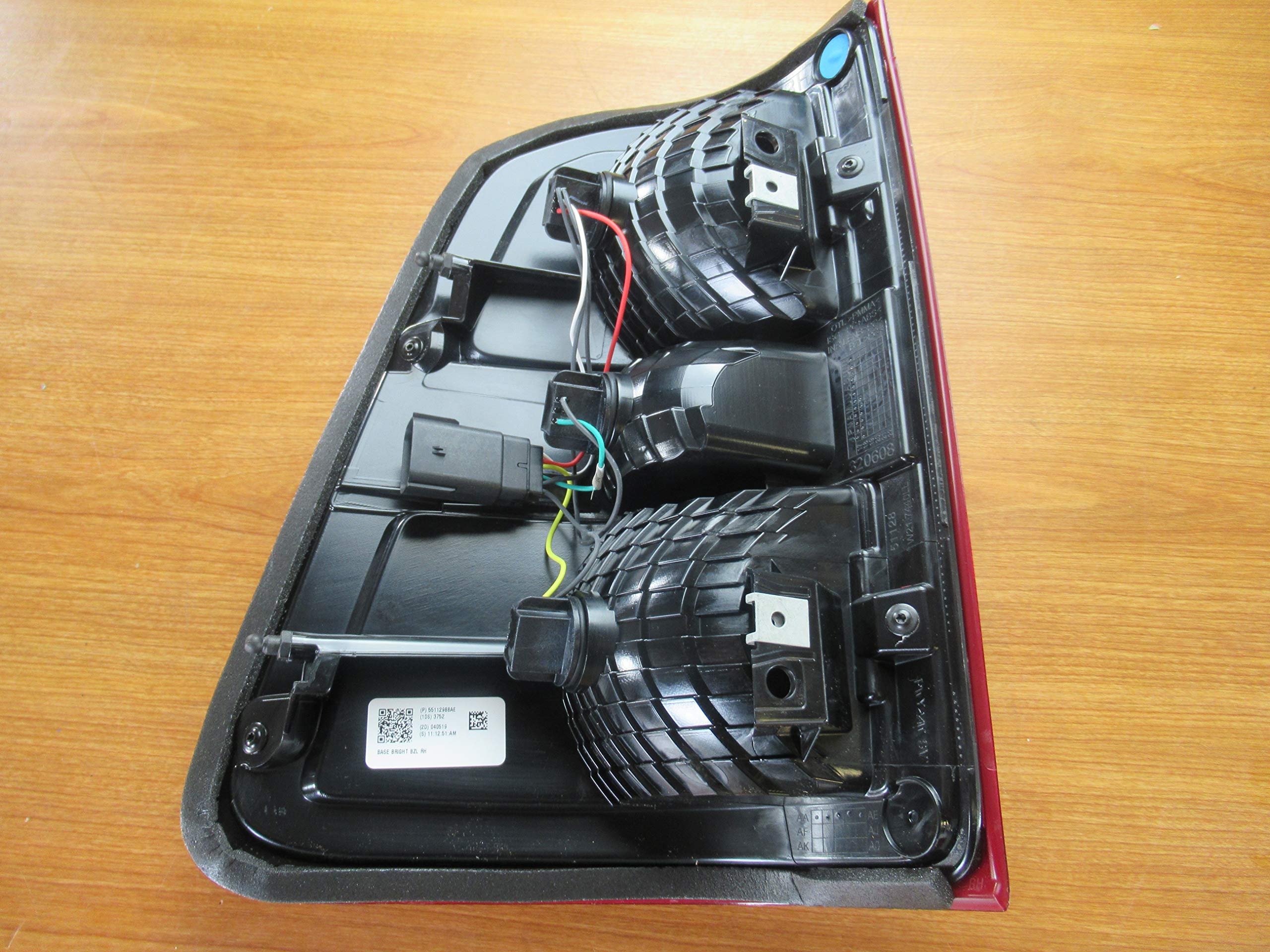 Ram 1500 Dt (New Body Style) Right Rear Tail Light Mopar Oem