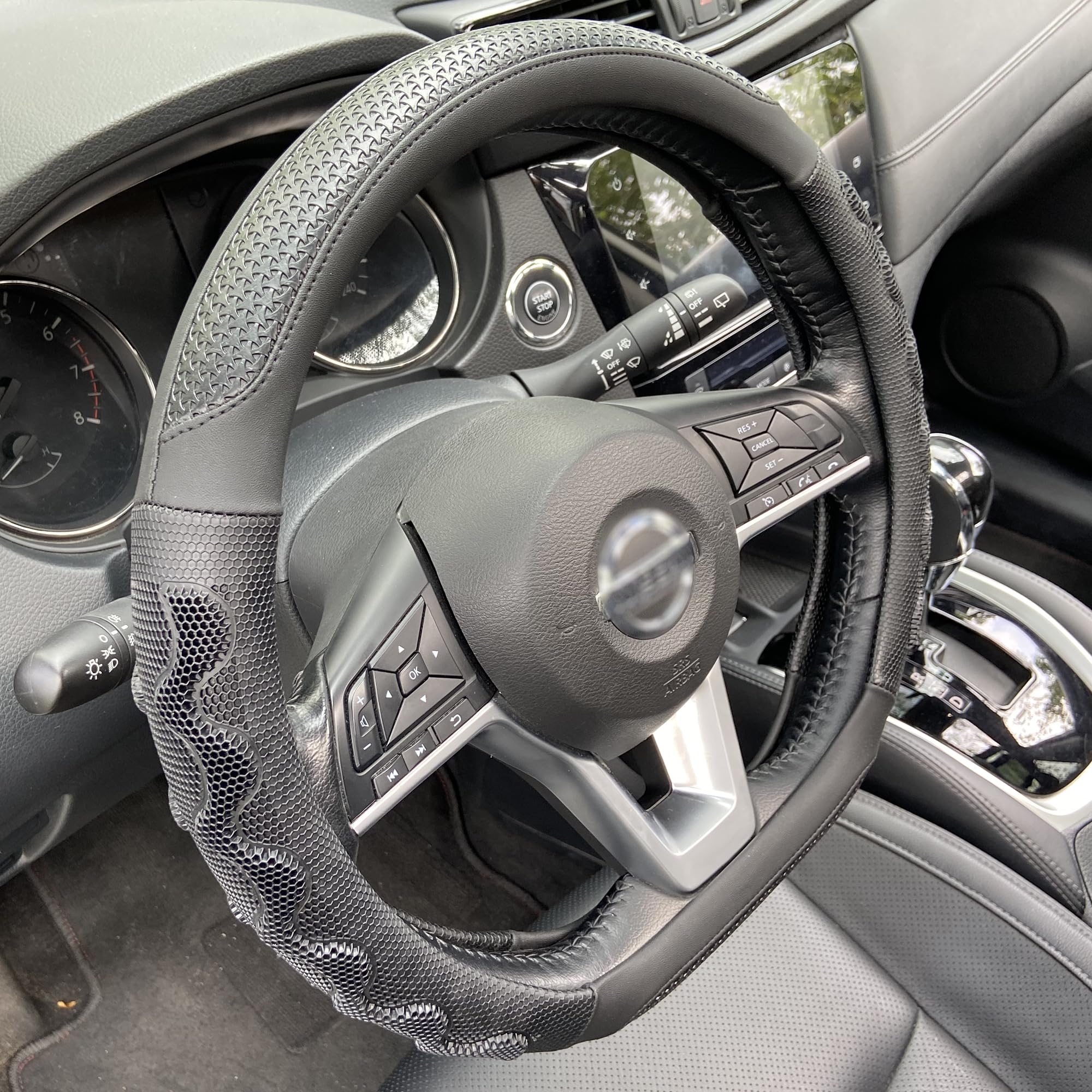 Pinctrot D Shaped 14.5-15 Inch Steering Wheel Cover Great Grip With 3D Honeycomb Anti-Slip Design, Flat Bottom 14.5-15 Inch (All