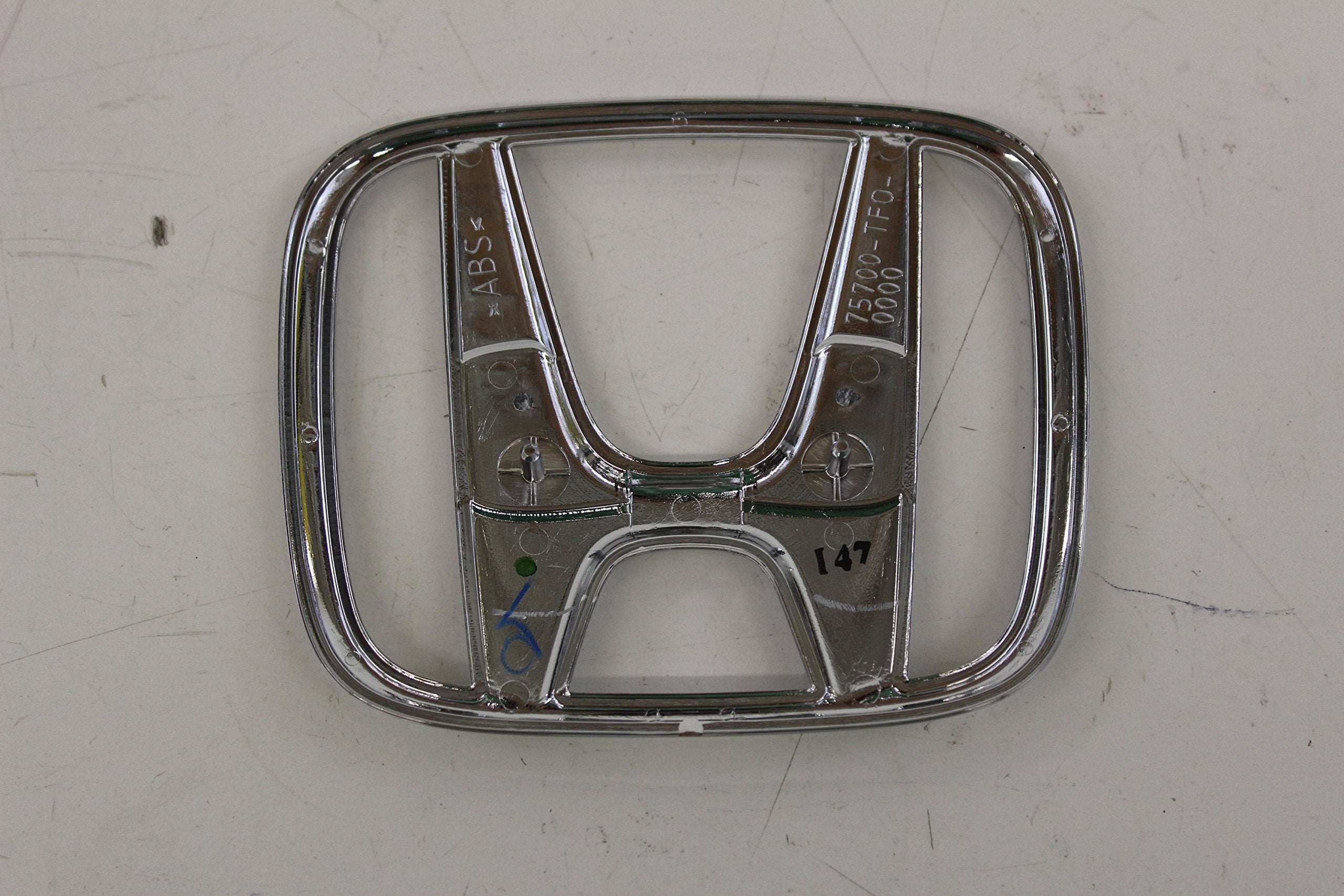 Honda Genuine Accessories 75700-Tf0-000 Grille Emblem
