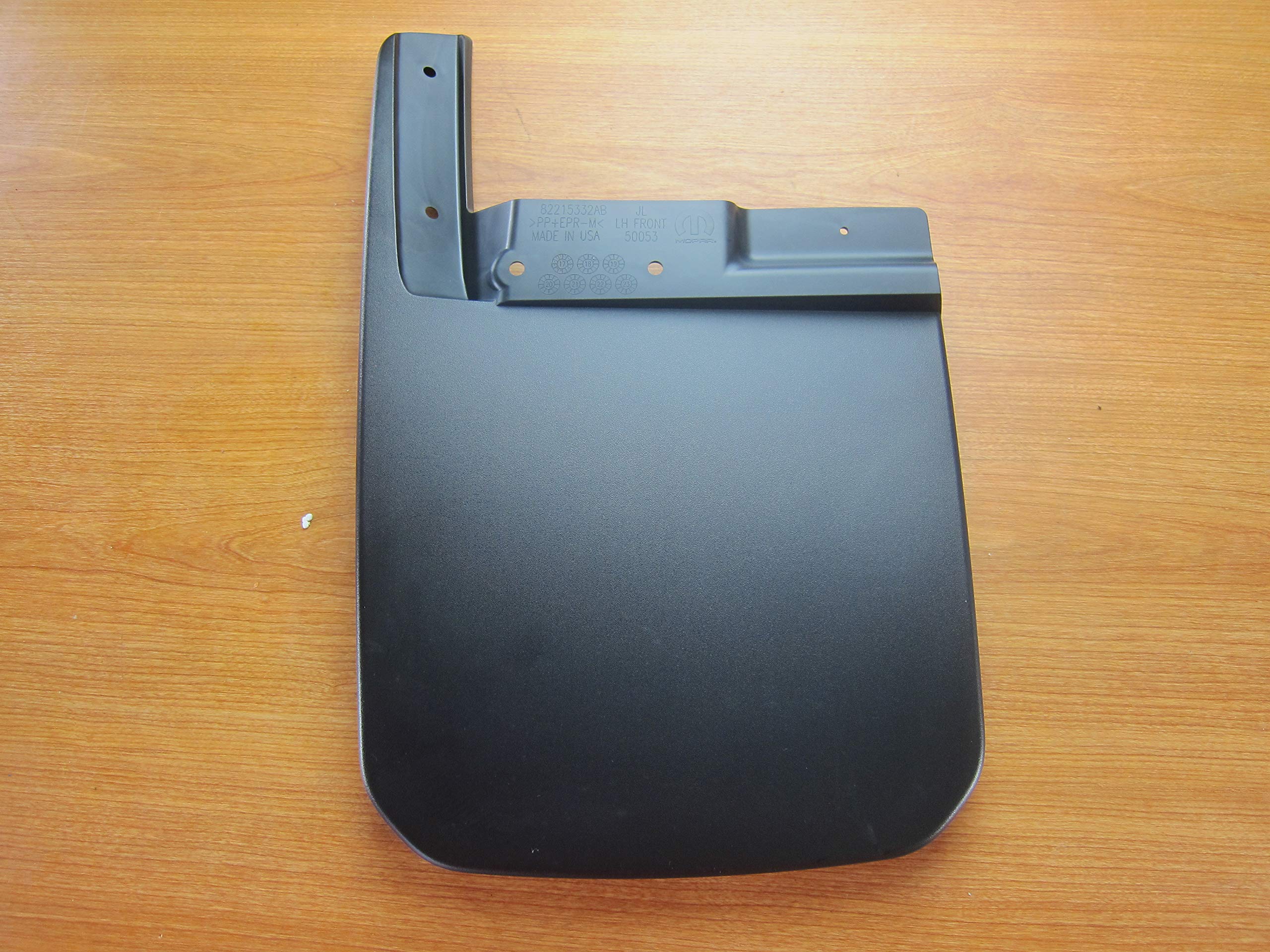 Jeep Wrangler Jl & Gladiator Front Molded Splash Guards New Mopar Oem