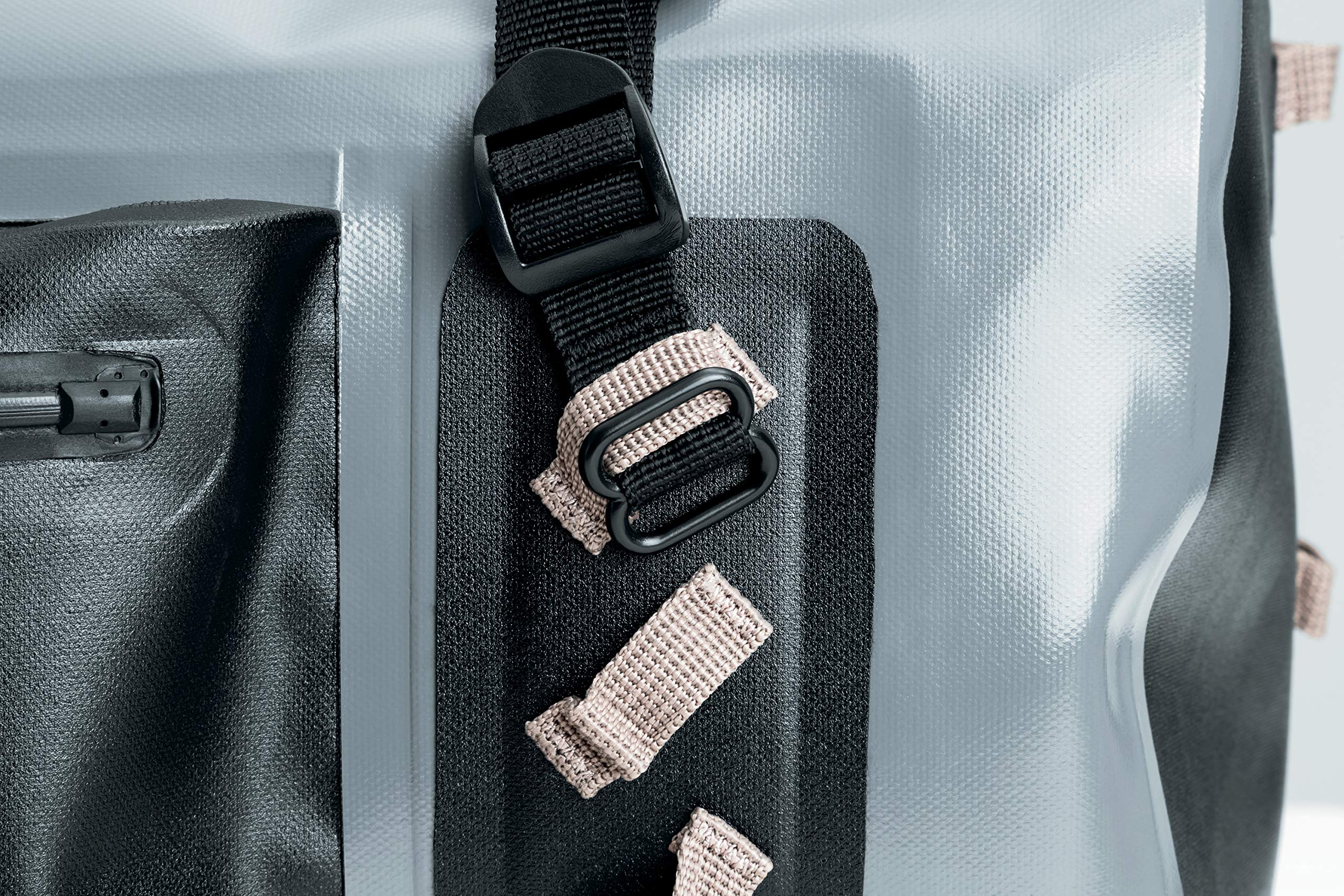 Kuryakyn 5172 Tørke 7L Dry Tank Bag: Clear Waterproof Pouch Storage With High Strength Magnetic Base And Strap Kit