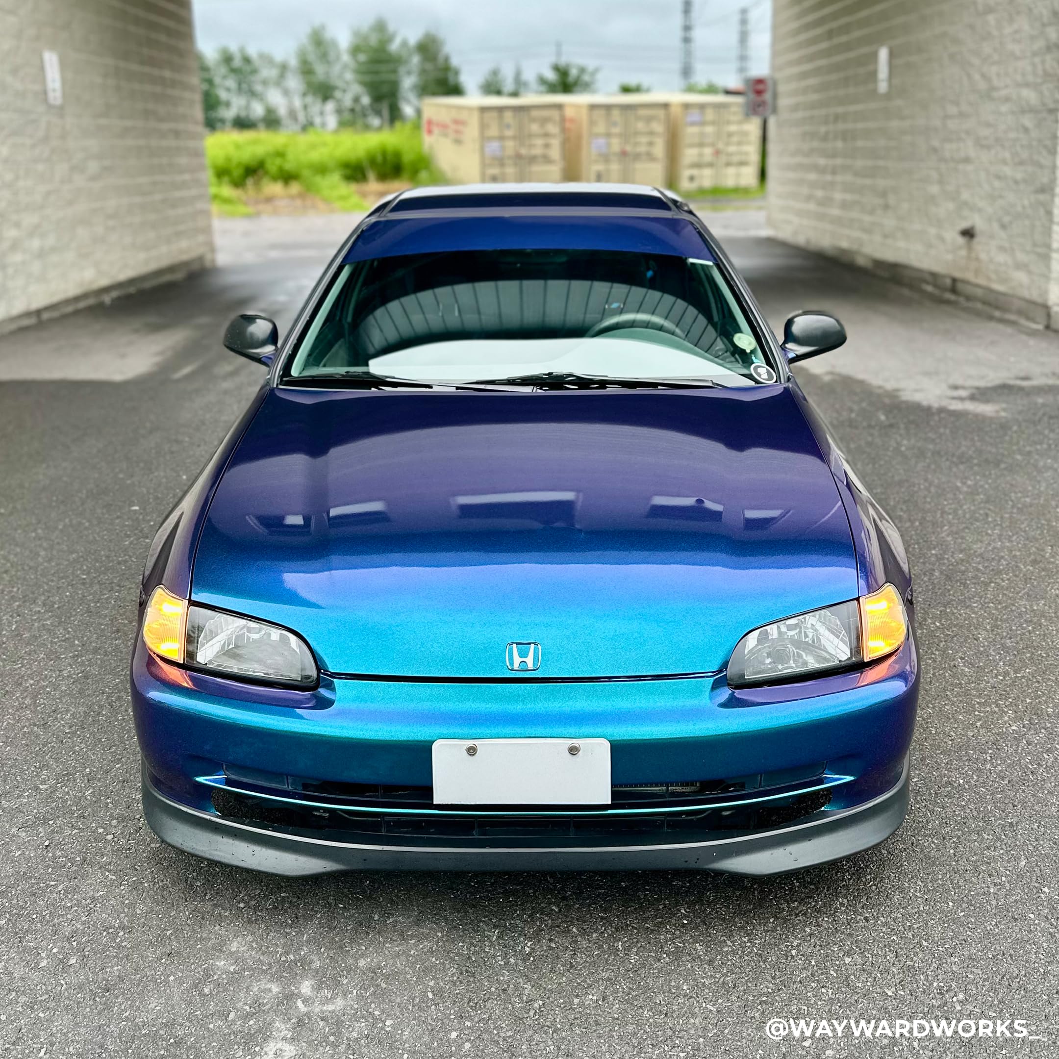 VViViD+ Gloss Metallic Chameleon Blue to Purple Color-Shift (1ft x 5ft) with Air Release