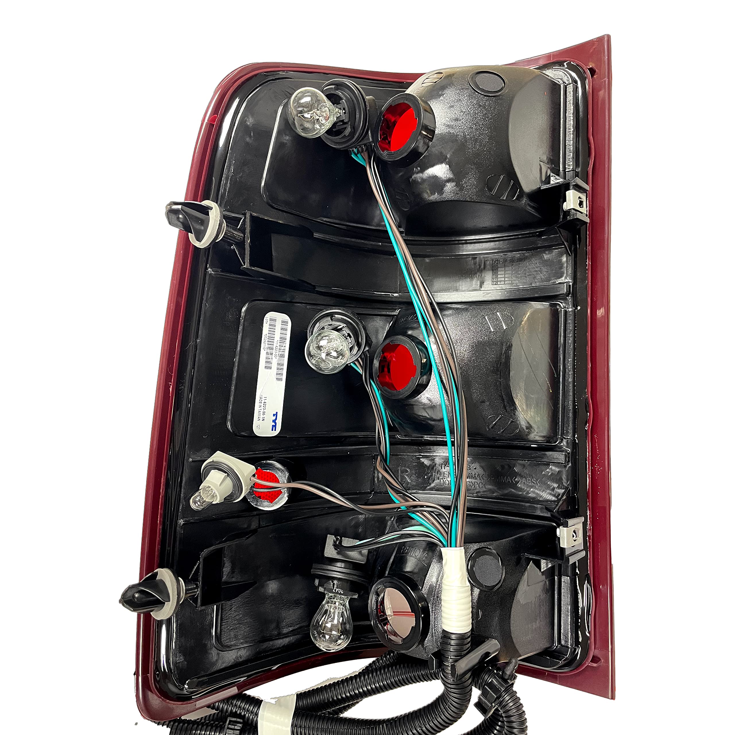 Dependable Direct Passenger Side (RH) Tail Light Assembly For 2007-2013 GMC Sierra 1500 (SL, SLE, SLT, WT) - 2007-2010 GMC Sierra 2500 HD - GM2801208 - Includes Bulb