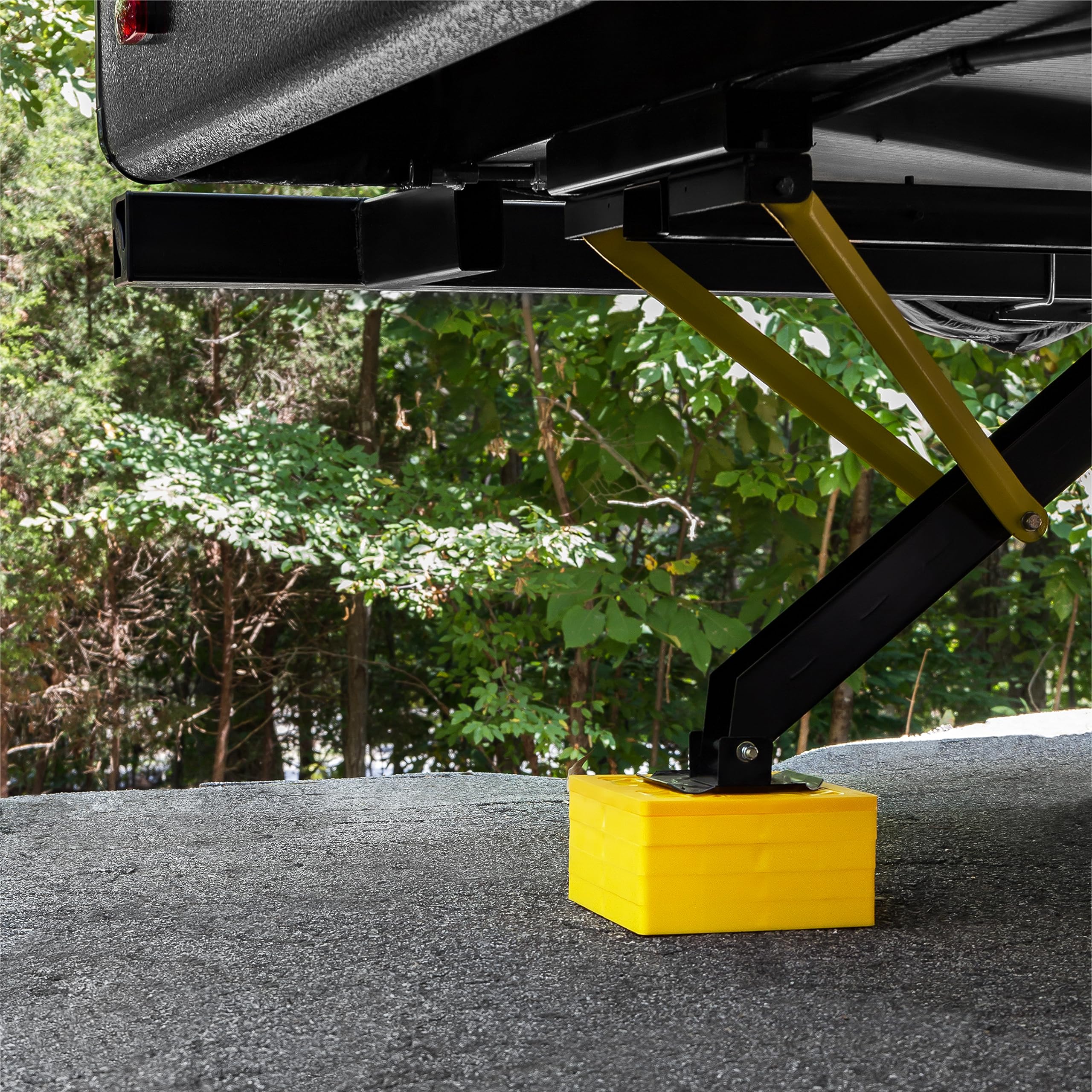 Camco 44512 Fasten 2 X 2 Durable Plastic Rv Mobile Home Camper Leveling Interlocking Stabilizer Blocks W/ T Handle For Single Tires, Yellow (10 Pack)