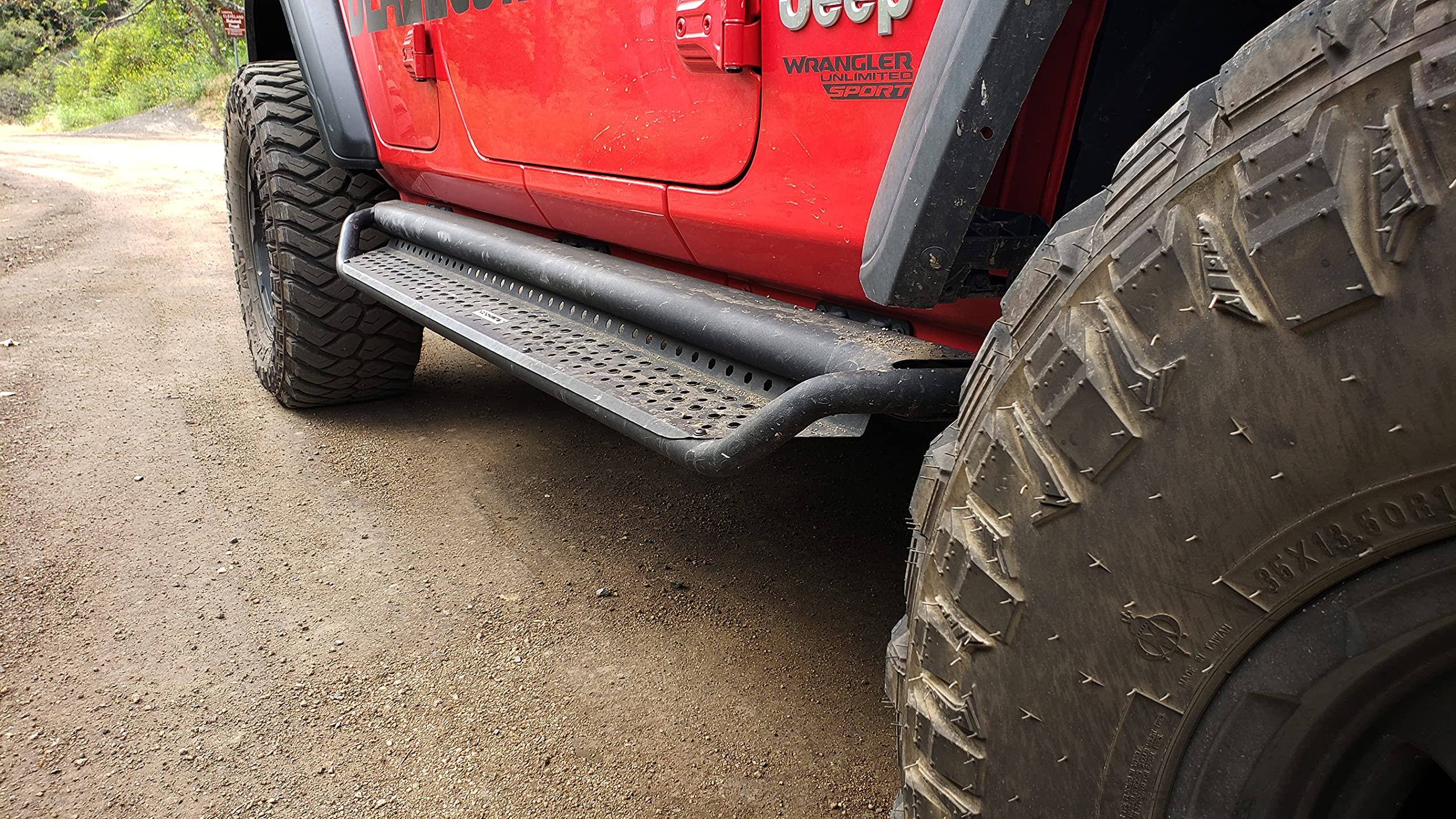 Go Rhino D14506T Dominator Xtreme D1 Side Steps With Rocker Panel Mounting Bracket Kit For Jeep 18-24 Wrangler