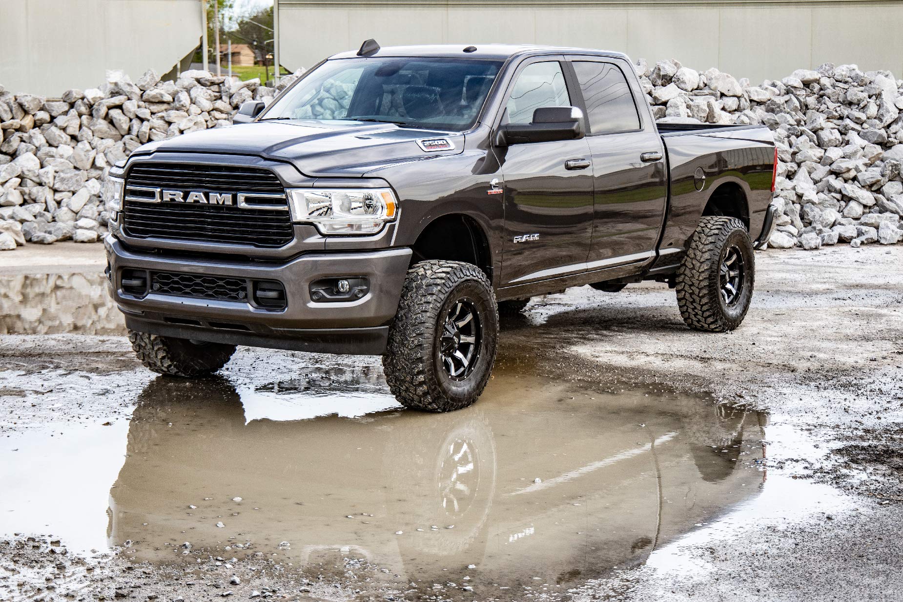 Rough Country 2.5' Suspension Leveling Kit For 2014-2024 Ram 2500/3500 4Wd - 377