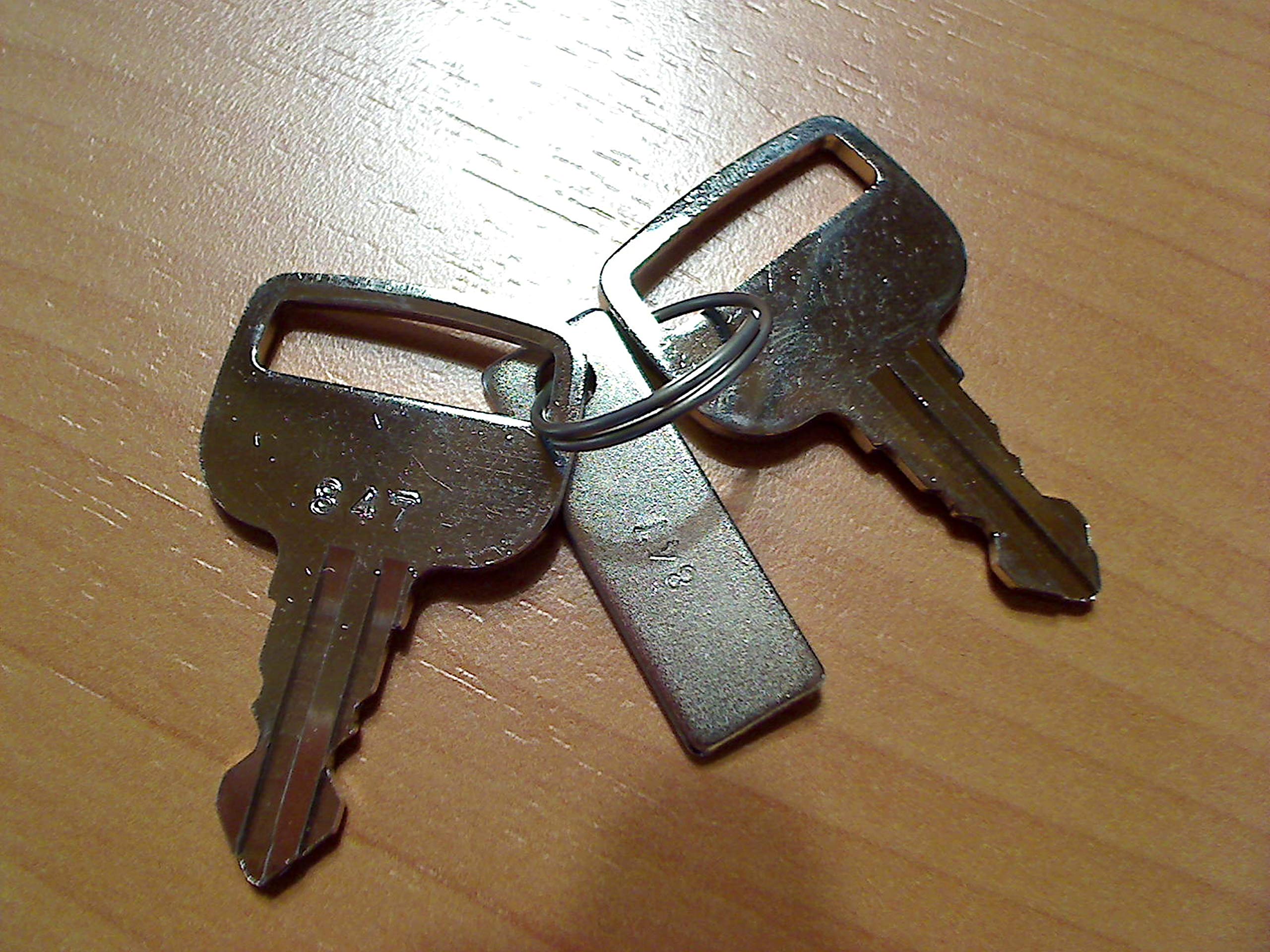 New Mercury Mercruiser Quicksilver Oem Part # 87-897716847 Key Set-847