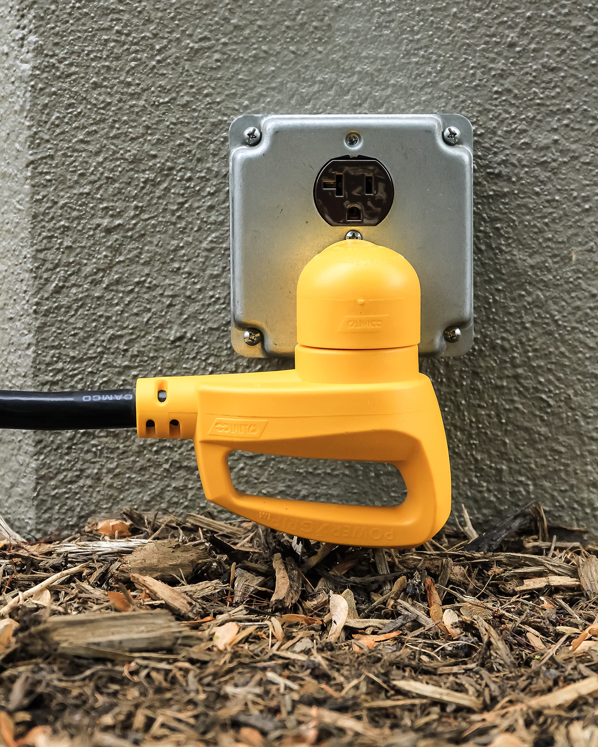 Camco Power Grip Rv Electrical Adapter 15-30 Amp 1 Pk