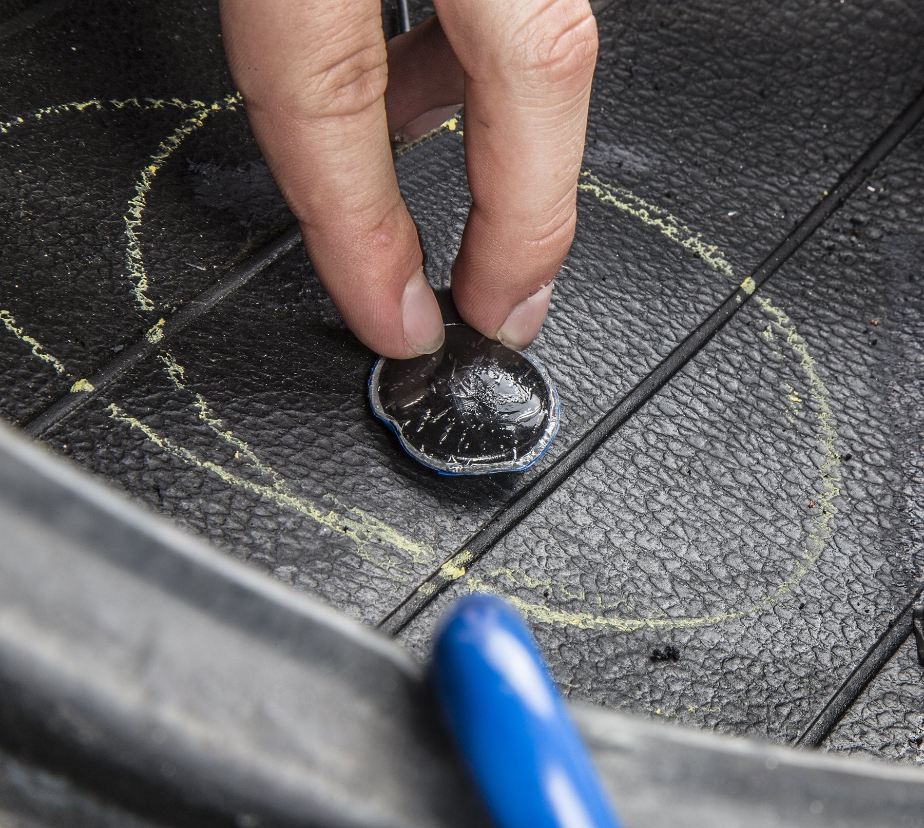 Steelman 1/8-Inch Tire Repair Patch/Plug Combo for 1-Piece Repair of Tubeless Tires, Chemical or Heat Cure, Integrated Lead Wire, Box of 25