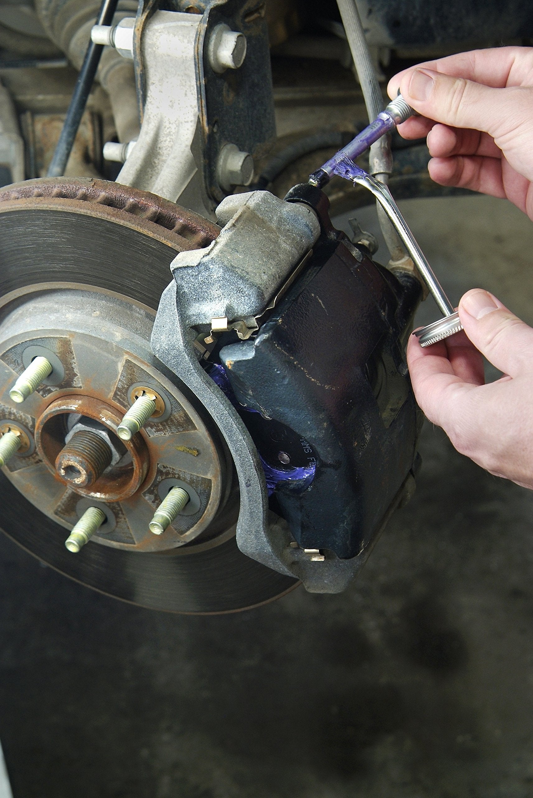 Permatex 24124 Ceramic Extreme Brake Parts Lubricant, Two 4 g Pouches