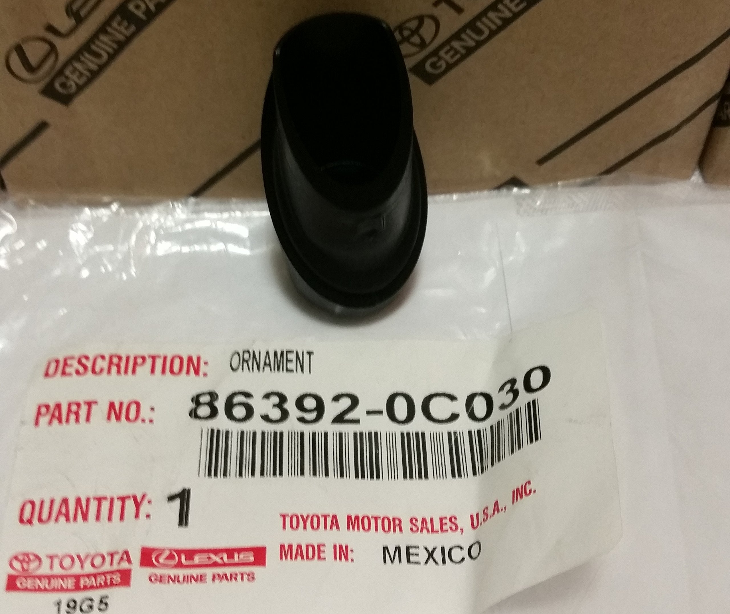 Genuine Genuine Toyota Tundra Antenna Bezel/Ornament 86392-0C030