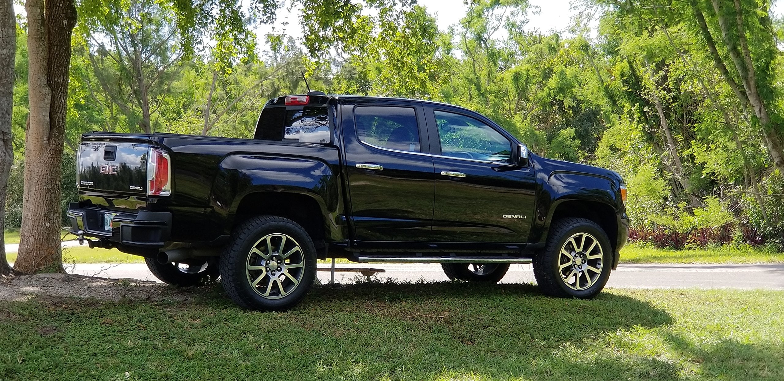 Truxxx 403035-3' Front & 1.5' Rear Lift Kit Compatible With Chevy Colorado (2015 To 2022) & Compatible With Gmc Canyon (2015-2022) ~ 2Wd & 4X4 (4Wd) ~ Gas Engine Or Duramax Diesel