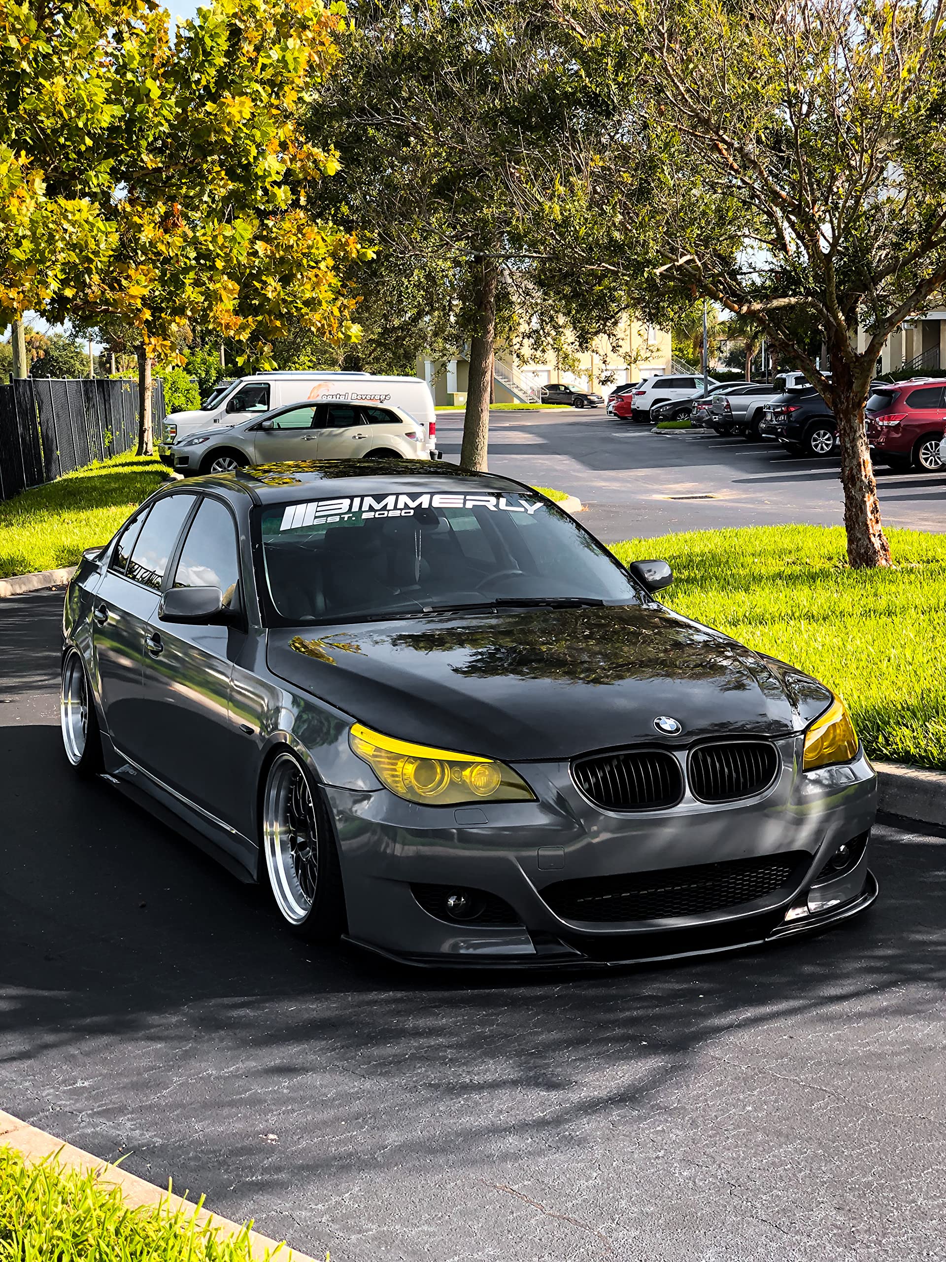 Vvivid Air-Tint Golden Yellow Headlight/Tail Light Window Tint (60 Inch X 48 Inch Extra-Large Roll)