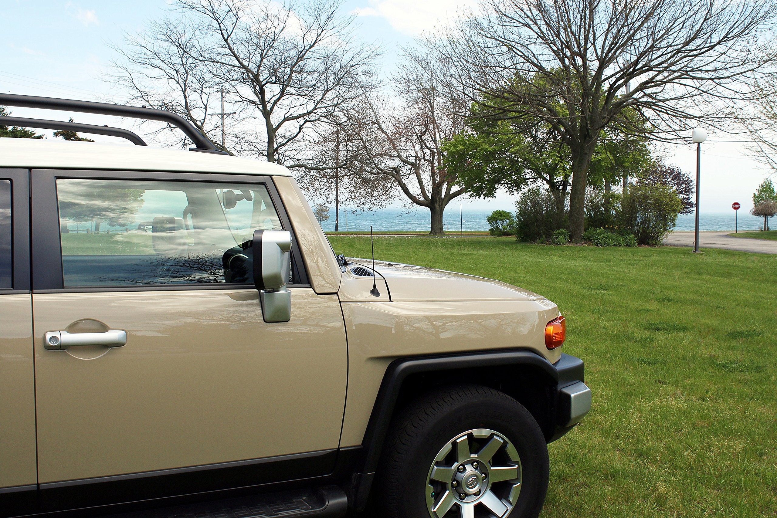 Antennamastsrus - 9 Inch Black Short Antenna Is Compatible With Ford F-250 Super Duty (2017-2023) - Spiral Wind Noise Cancellation - Spring Steel Construction - Stainless Steel Threading