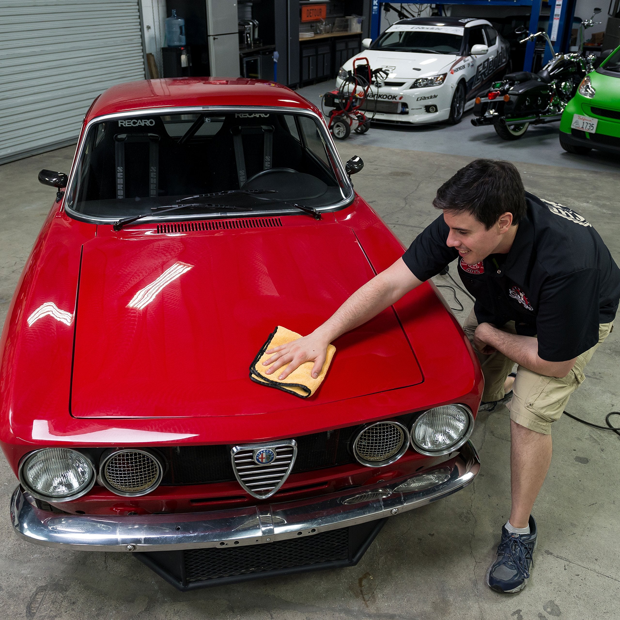 Chemical Guys Mic_507_03 Automotive Microfiber Drying Chamois, Gold, 3 Pack, 24'' X 16''