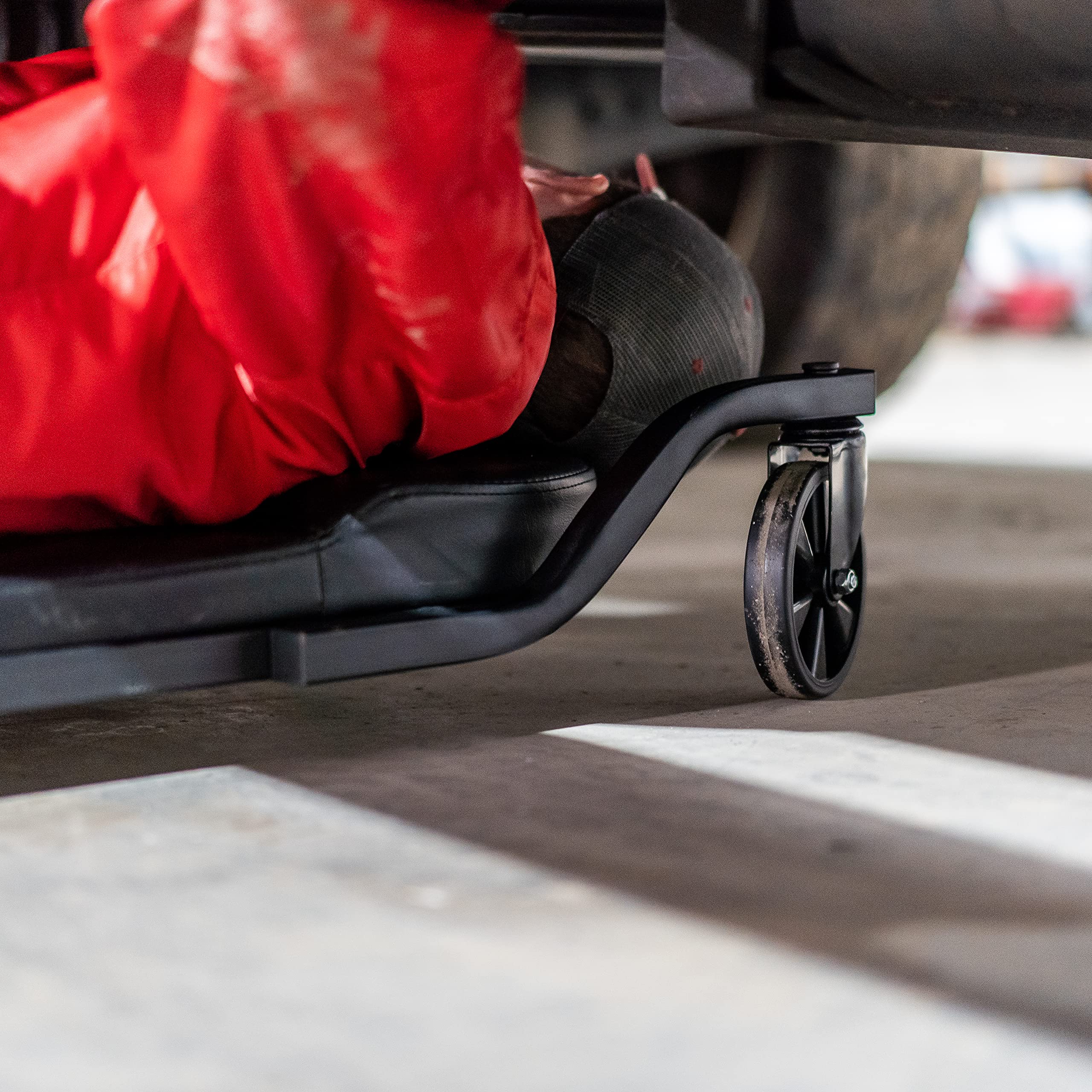 Traxion 1-100 Progear Wide Body Low Profile Automotive Creeper W/All-Terrain 5'' Casters , Black