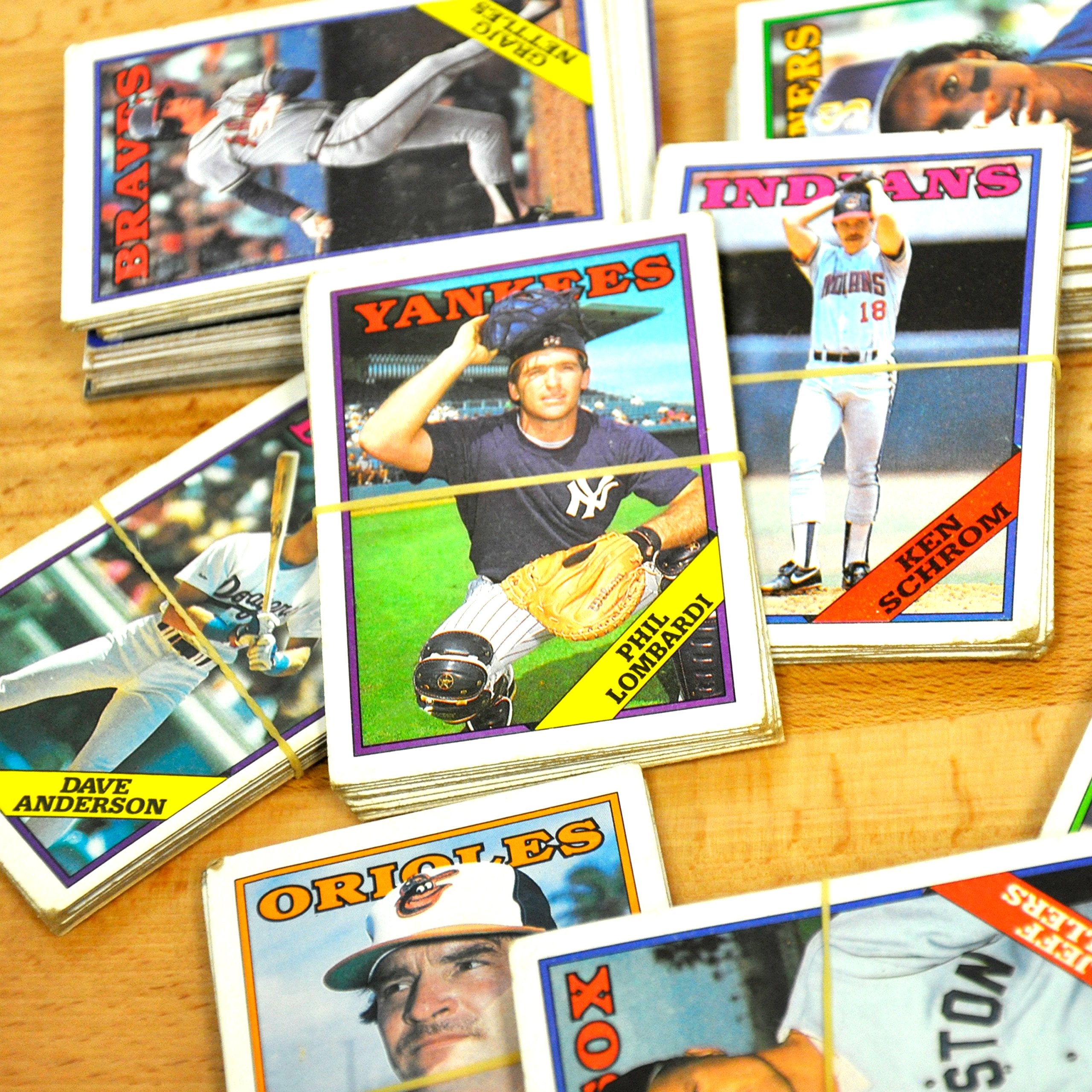 Alliance Rubber 20185 Pale Crepe Gold Rubber Bands Size #18, 1 Lb Box Contains Approx. 2205 Bands (3'' X 1/16'', Golden Crepe)