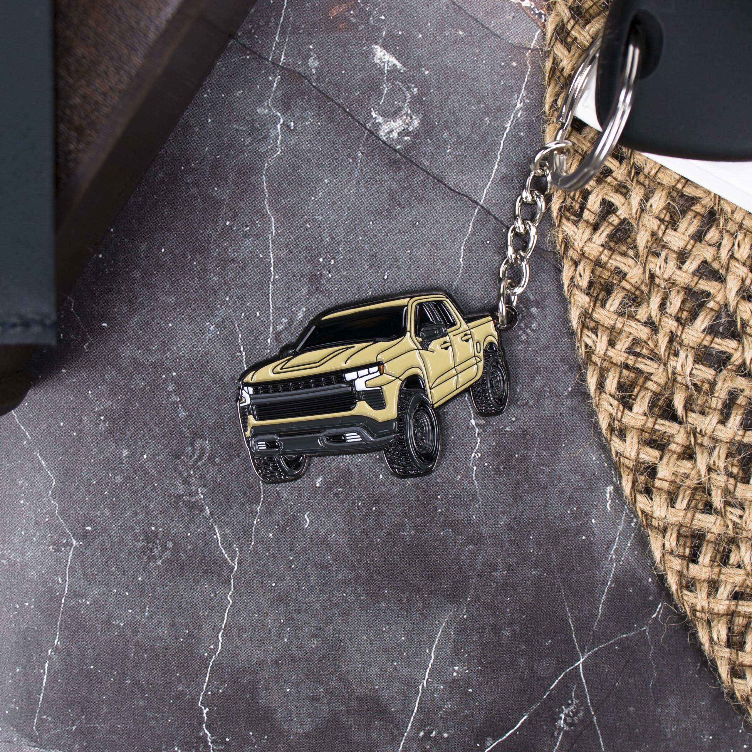 Four Wheel Beast Chevy Keychain Compatible With Chevy Silverado 1500 Accessories - Toy Truck Gifts Men Key Fob (Sand Dune)