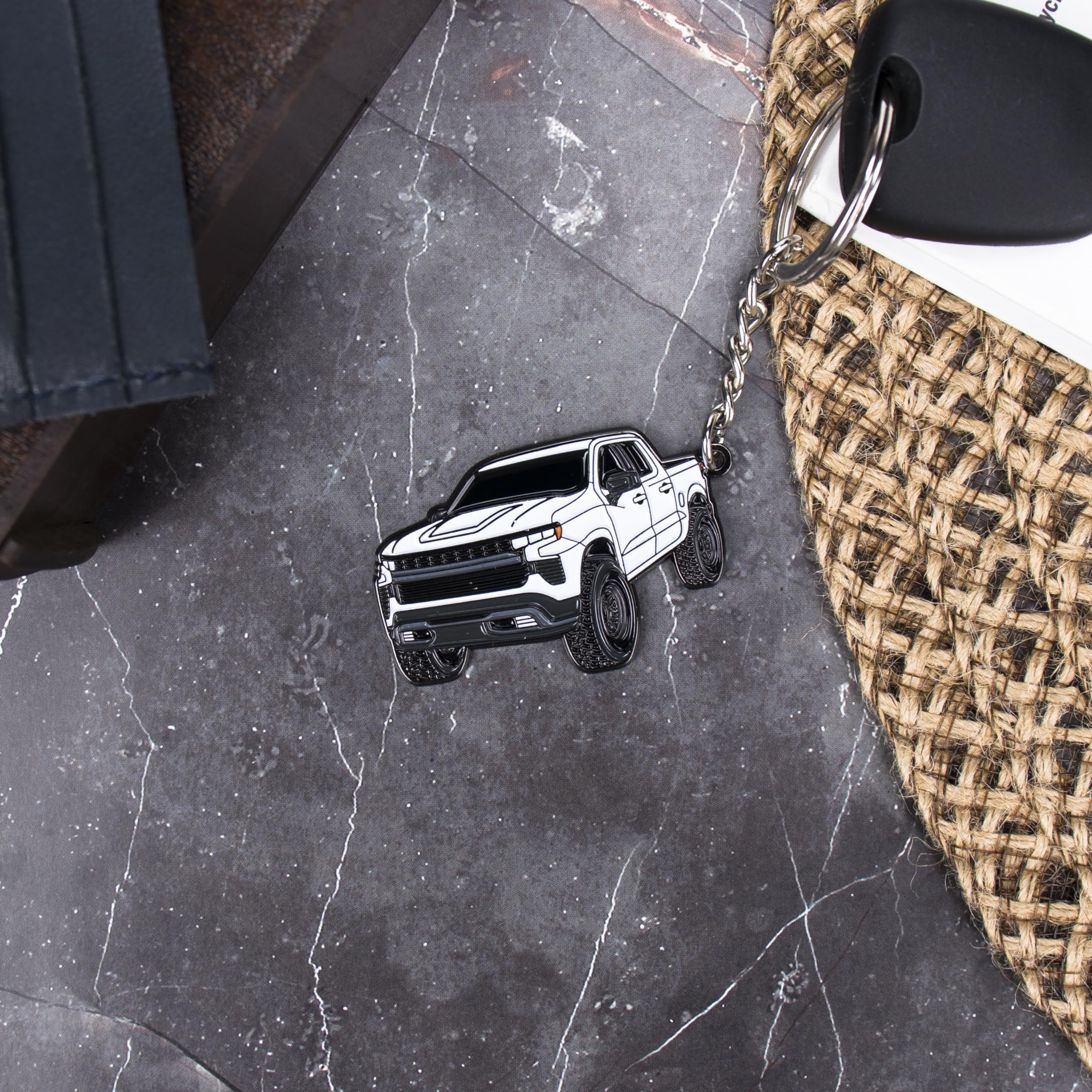 Four Wheel Beast Chevy Keychain Compatible With Chevy Silverado 1500 Accessories - Toy Truck Gifts Men Key Fob (White)