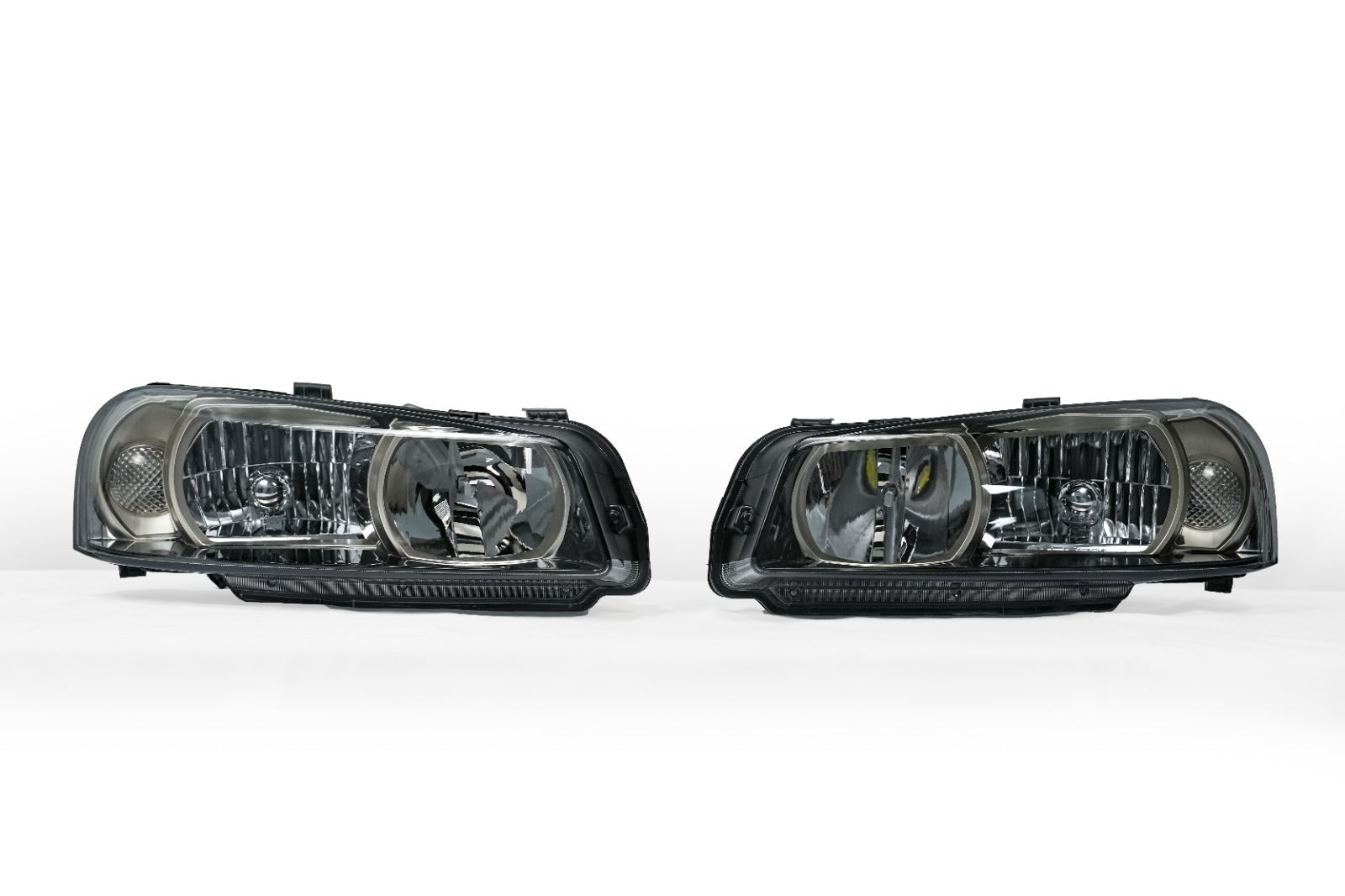 SPDZ1 Nissan Skyline R34 GTR Style OEM Replacement Headlights (Pair)