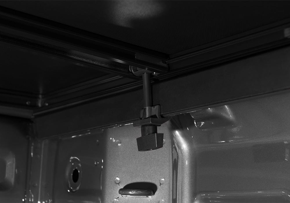 Realtruck Extang Trifecta E-Series Soft Folding Truck Bed Tonneau Cover | 77660 | Fits 2004 - 2012 Chevy/Gmc Colorado/Canyon 5' 1' Bed (61.1')