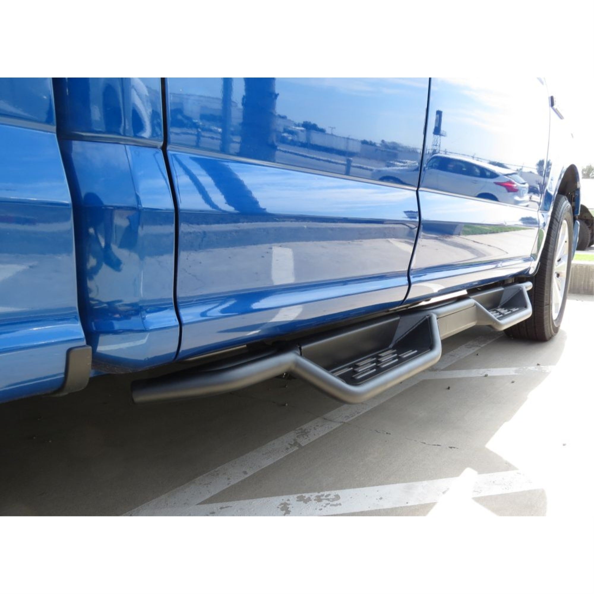 2015-2019 Ford F-150 Super Cab 2017-2019 Ford F-250/F-350 Super Cab Dropdown Nerf Bar