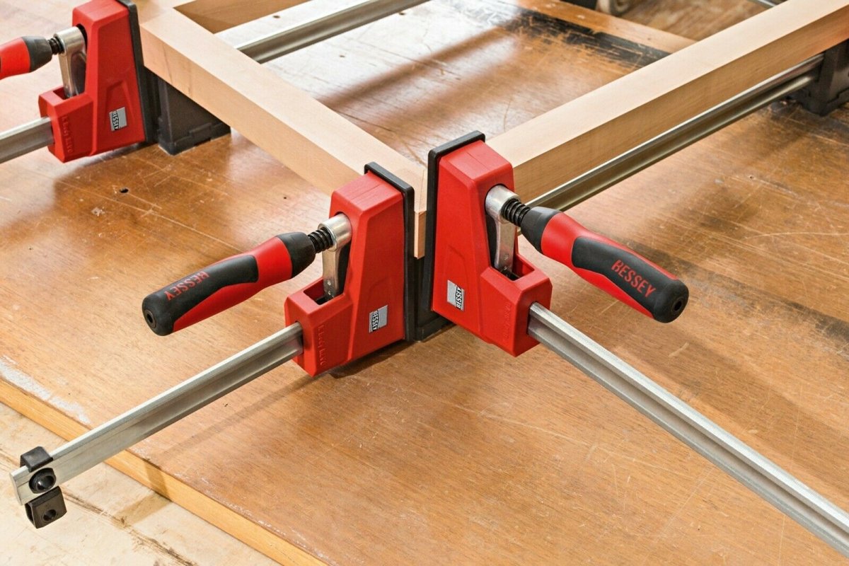 Bessey K Body REVOlution Parallel Clamp 31" KRE3531