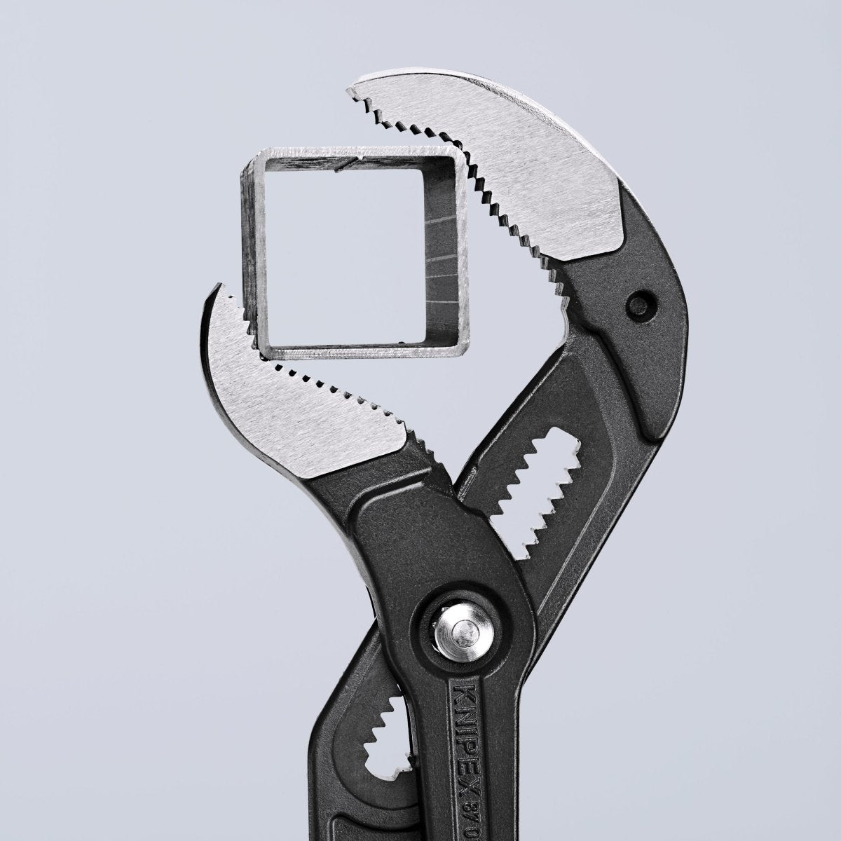 Knipex Cobra® XXL Water Pump Pliers 22" 87 01 560 US