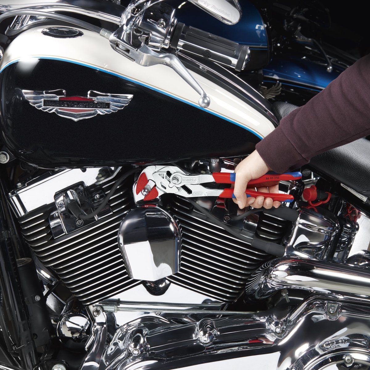 Knipex Pliers Wrench Comfort Grip 10" 86 05 250