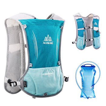 Triwonder Hydration Pack Backpack 5L Marathoner Running Race Hydration Vest (Light Blue - With 15L Water Bladder)