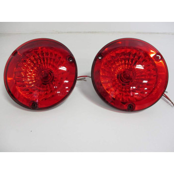 United Pacific Red Incandescent Round Stop Turn Tail Lights/Reflective Design/ 5 inch Diameter