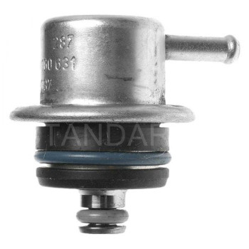 Standard PR284 Fuel Injection Pressure Regulator for 2000-2005 Cadillac DeVille