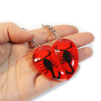 Realbug Scorpion Double Heart Key Chain Redblack Small