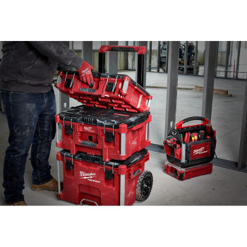 Milwaukee Electric Tool 48228424 Pack Out Tool Box 22 Red