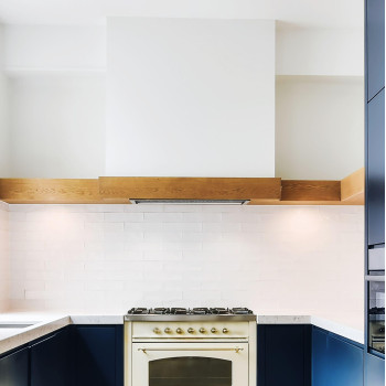 Hauslane Prostyle 40 Inr300 Builtin Range Hood 21 Deep Low Noise Performance Contemporary Design Fullsize Hand