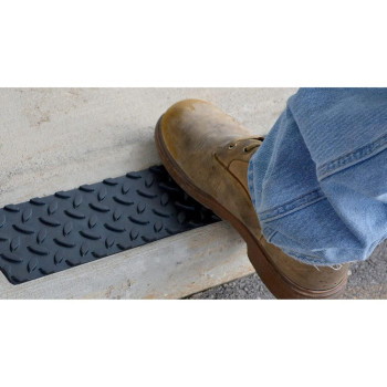 Proseries Rsstepbox Adhesive Rubber Step Cover 4 X 17 In