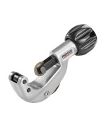 Pipe Cutter W/Spare