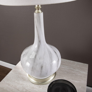 Nyledon Table Lamp W Shade